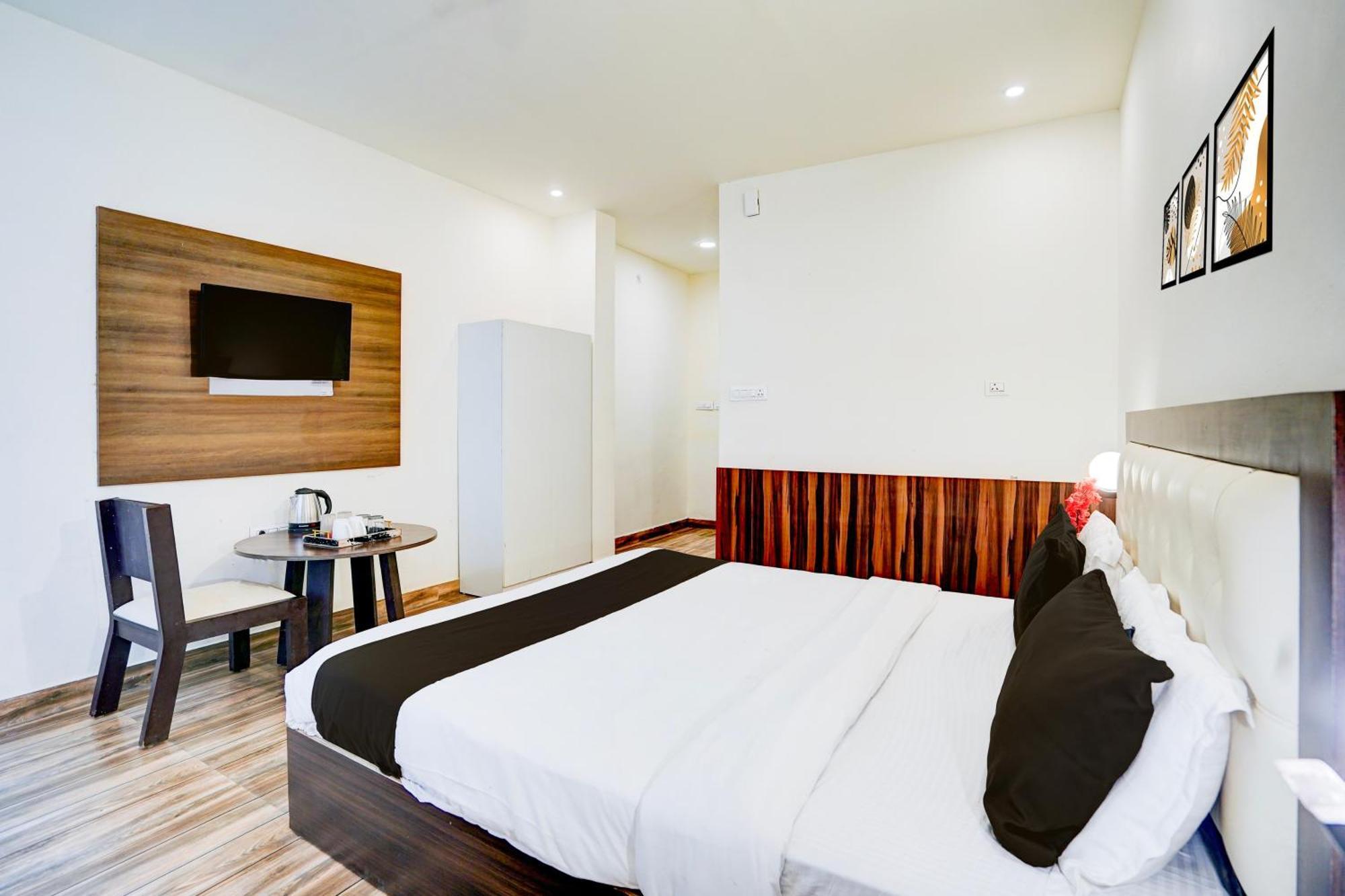 Hotel Collection O Golapar Haldwani Kāthgodām Zewnętrze zdjęcie